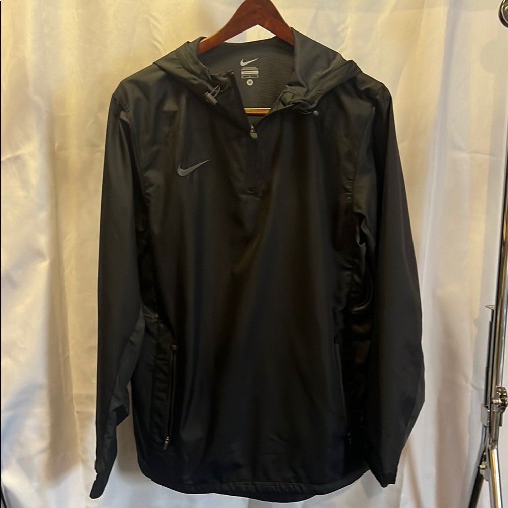 Nike Black Windbreaker Jacket Lightweight Hooded